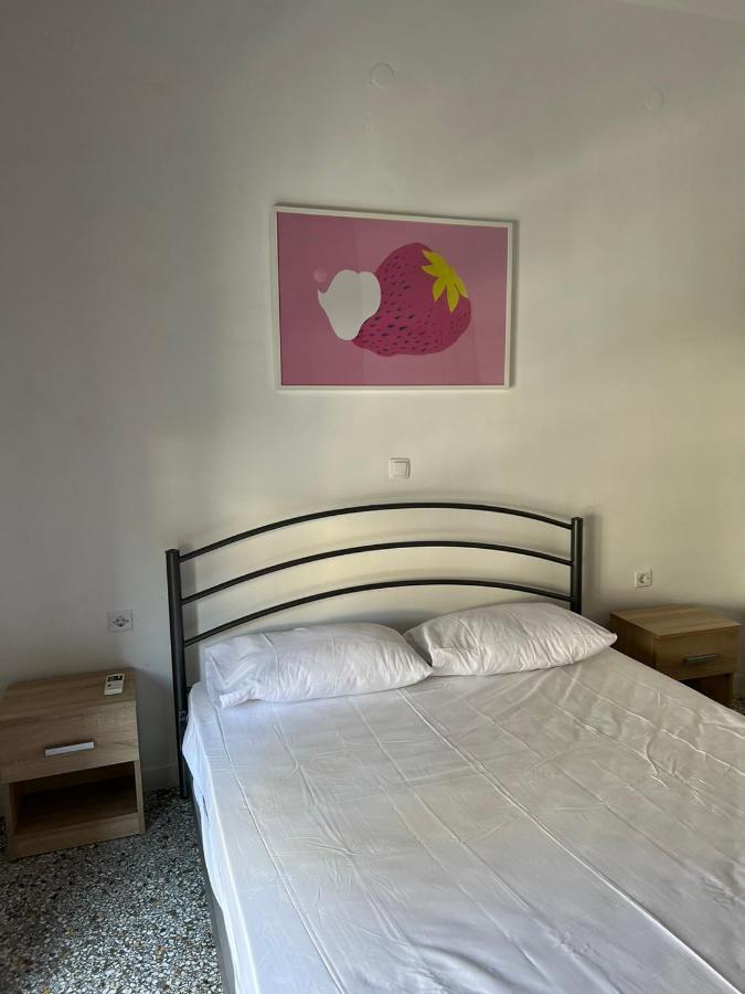 Sunchaser Apartments อีกูเมนิทซา ภายนอก รูปภาพ